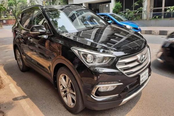 Hyundai Santa Fe 2015 Sunroof Used